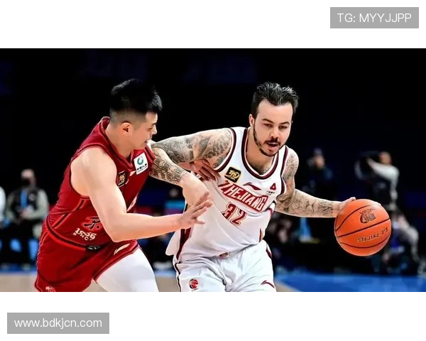 CBA季后赛12进8广东大战广州山东迎战辽宁